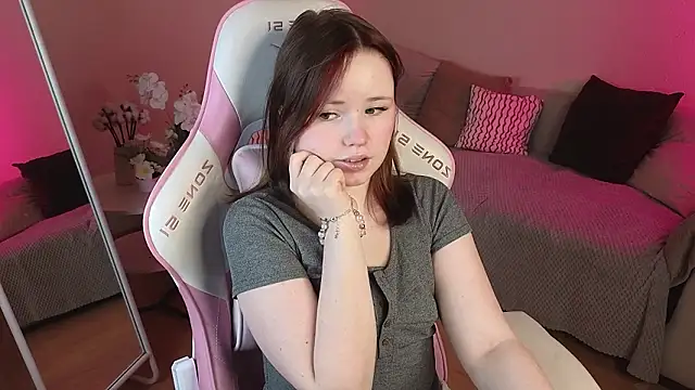 Sweetie Hope online show from 03-08-26, 04:44