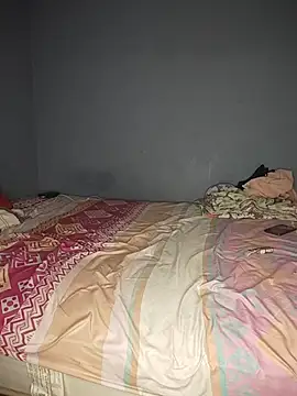 badlove42 online show from 12-05-25, 04:21