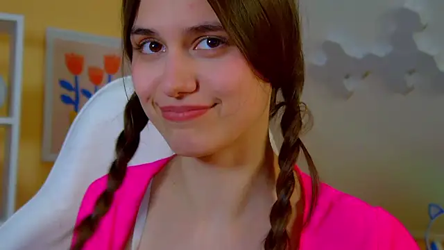 Snapshot of ArianaAllens chatting on 04-28-26, 02:27 ArianaAllens online show from 04-28-26, 02:27