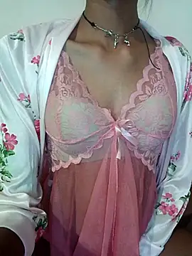 Snapshot of BunnyBloom25 chatting on 10-03-25, 03:53 BunnyBloom25 online show from 10-03-25, 03:53