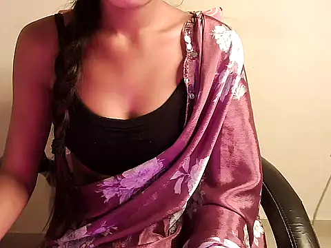 Snapshot of alia_rahil chatting on 05-07-26, 04:29 alia rahil online show from 05-07-26, 04:29
