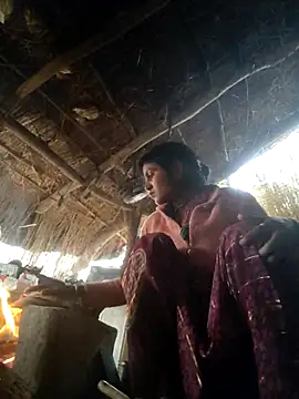 LUCKY cut online show from 11-20-25, 02:01