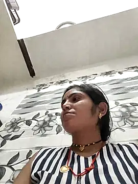 LUCKY cut online show from 04-14-26, 06:14