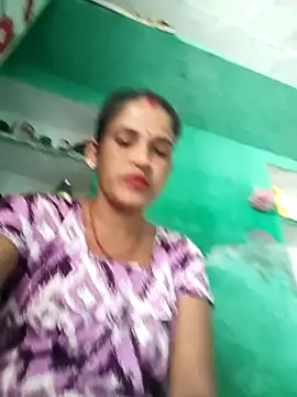 Snapshot of Nillohot chatting on 10-13-25, 07:41 Nillohot online show from 10-13-25, 07:41
