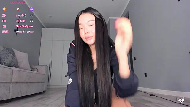 Rem Esme online show from 02-22-26, 04:02