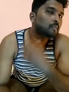 Snapshot of milkyseduce chatting on 09-25-25, 08:12 milkyseduce online show from 09-25-25, 08:12