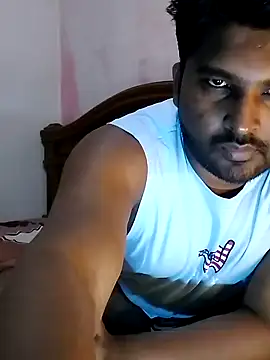 Snapshot of milkyseduce chatting on 10-18-25, 01:01 milkyseduce online show from 10-18-25, 01:01