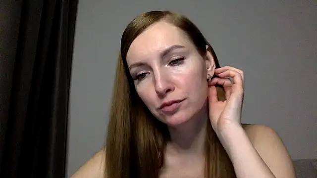 Varnyx online show from 11-22-25, 03:33