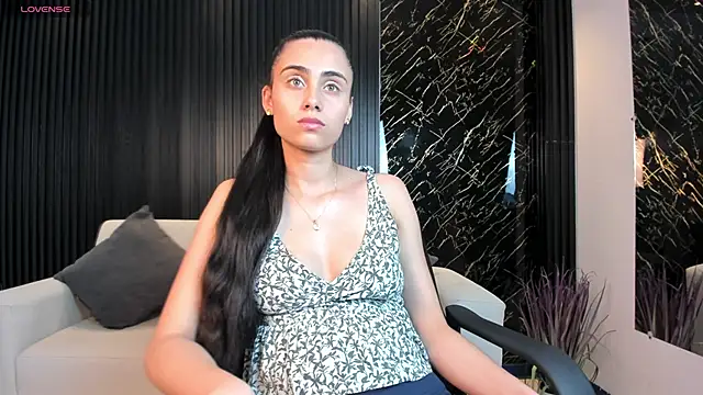 sofiapalacioss online show from 11-07-25, 07:36