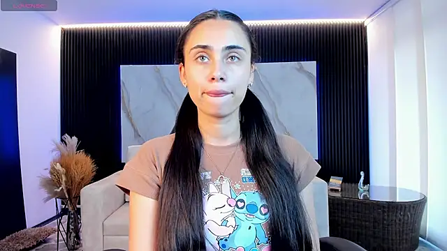 sofiapalacioss online show from 02-25-26, 08:07