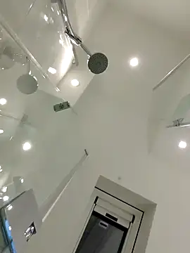 Snapshot of Oldmenhot66 chatting on 10-18-25, 04:26 Oldmenhot66 online show from 10-18-25, 04:26