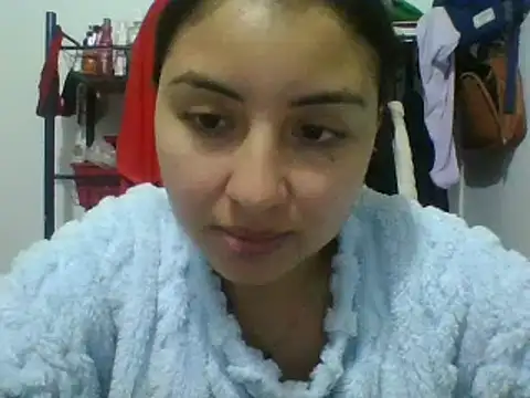 Snapshot of _Romilly_ chatting on 04-26-26, 02:31 Romilly online show from 04-26-26, 02:31