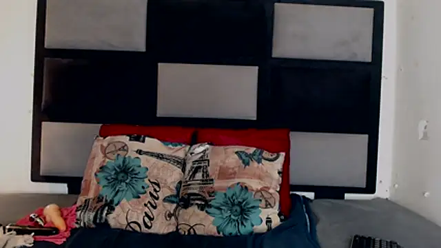 Freaky-boobs online show from 11-14-25, 01:15