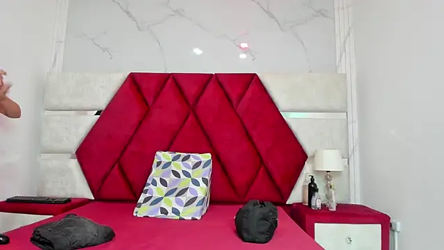 Kity spiderr online show from 05-20-26, 12:22