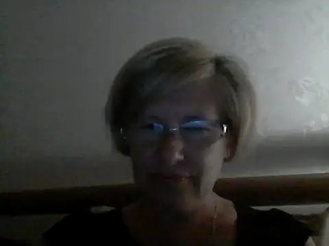 LucyLewisX online show from 09-12-25, 07:03