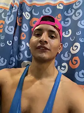 Snapshot of Smith_Fitness chatting on 04-19-26, 06:10 Smith Fitness online show from 04-19-26, 06:10
