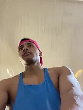 Snapshot of Smith_Fitness chatting on 04-23-26, 03:14 Smith Fitness online show from 04-23-26, 03:14