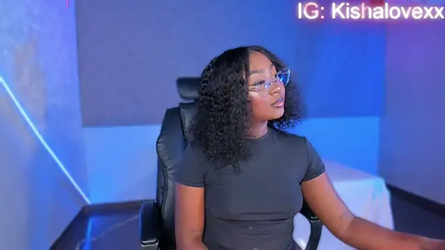 Snapshot of Kishalove_ chatting on 10-14-25, 10:27 Kishalove online show from 10-14-25, 10:27