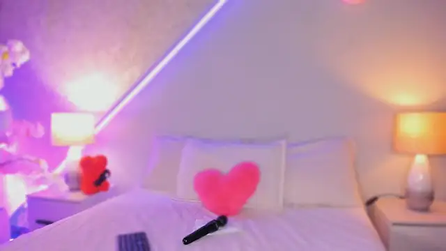 Snapshot of Kishalove_ chatting on 02-18-26, 11:39 Kishalove online show from 02-18-26, 11:39