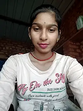 Snapshot of Yatiksha_Beby chatting on 11-07-25, 06:24 Yatiksha Beby online show from 11-07-25, 06:24