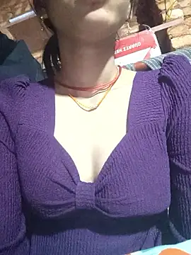 Snapshot of Yatiksha_Beby chatting on 01-10-26, 02:24 Yatiksha Beby online show from 01-10-26, 02:24