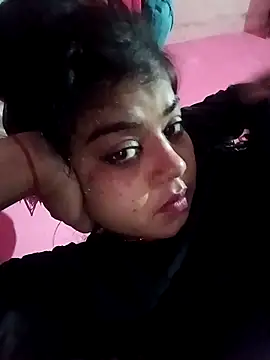 Snapshot of Yatiksha_Beby chatting on 02-09-26, 10:36 Yatiksha Beby online show from 02-09-26, 10:36