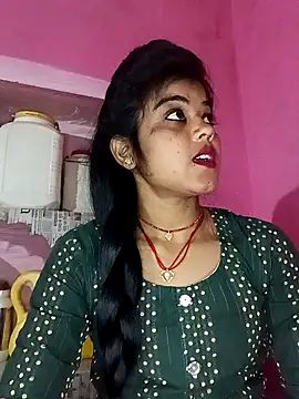 Snapshot of Yatiksha_Beby chatting on 02-17-26, 03:08 Yatiksha Beby online show from 02-17-26, 03:08