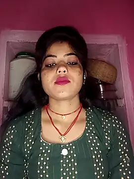 Snapshot of Yatiksha_Beby chatting on 02-19-26, 05:14 Yatiksha Beby online show from 02-19-26, 05:14