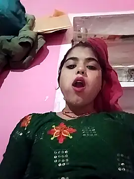 Snapshot of Yatiksha_Beby chatting on 04-03-26, 11:08 Yatiksha Beby online show from 04-03-26, 11:08