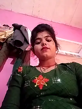 Snapshot of Yatiksha_Beby chatting on 04-11-26, 01:10 Yatiksha Beby online show from 04-11-26, 01:10