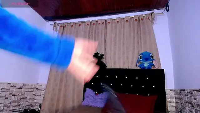 DaraKat18 online show from 01-08-26, 08:05