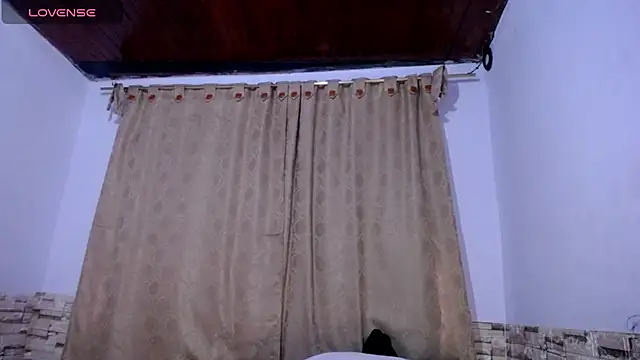 DaraKat18 online show from 02-11-26, 10:04