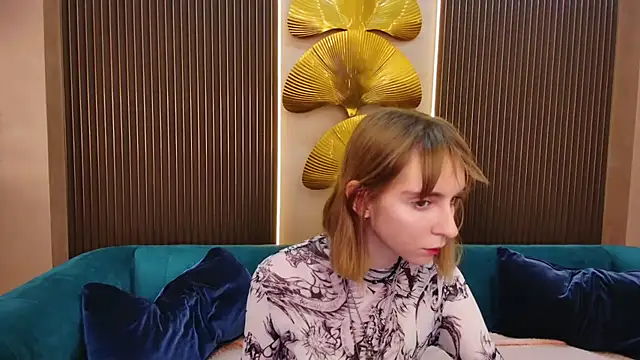 Beverly Gomes online show from 12-01-25, 03:28