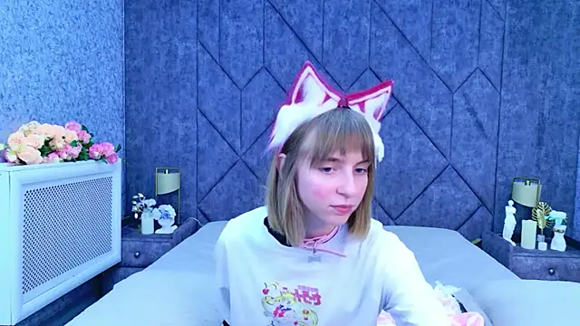 Beverly Gomes online show from 03-24-26, 03:39