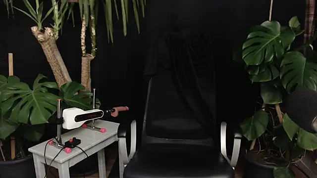 lola skyxh online show from 11-16-25, 08:14