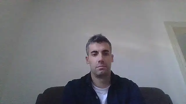 JulioIsHere4you online show from 10-11-25, 12:36