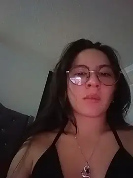 Bella Sumers online show from 05-27-26, 06:49