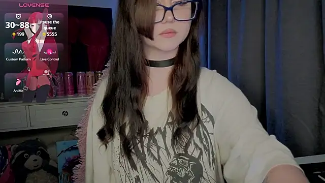 Snapshot of hornyprincess19 chatting on 06-03-26, 04:45 hornyprincess19 online show from 06-03-26, 04:45