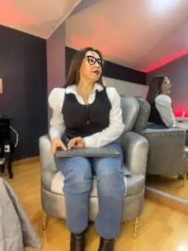 Samantha Milf   online show from 04-15-26, 09:15