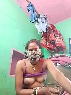 CUTE-004 online show from 11-06-25, 07:20