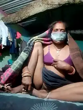 CUTE-004 online show from 11-10-25, 07:57