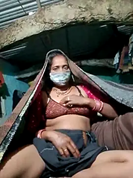 CUTE-004 online show from 11-18-25, 04:00