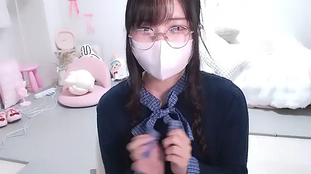 moka-neko online show from 12-05-25, 05:31