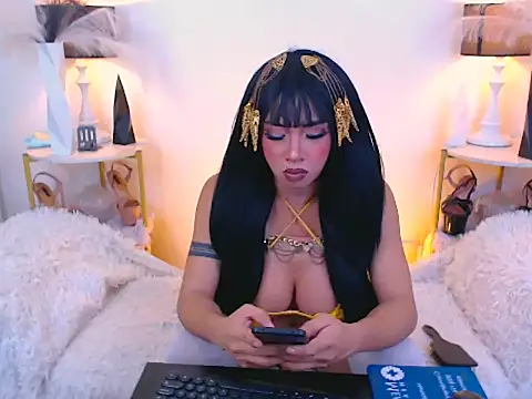 Alluring Carmela online show from 02-06-26, 06:22