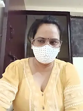 Snapshot of Your-vipasha chatting on 06-07-26, 10:02 Your-vipasha online show from 06-07-26, 10:02