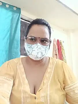 Snapshot of Your-vipasha chatting on 06-18-26, 05:08 Your-vipasha online show from 06-18-26, 05:08