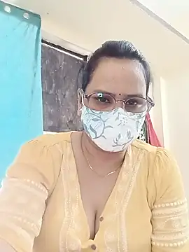 Snapshot of Your-vipasha chatting on 06-21-26, 08:39 Your-vipasha online show from 06-21-26, 08:39
