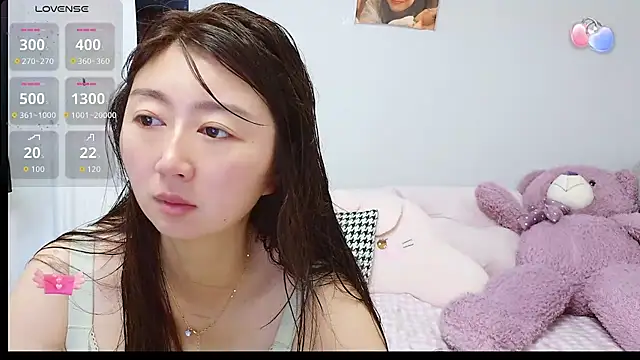 Snapshot of Diva_VVN chatting on 07-13-26, 12:35 Diva VVN online show from 07-13-26, 12:35