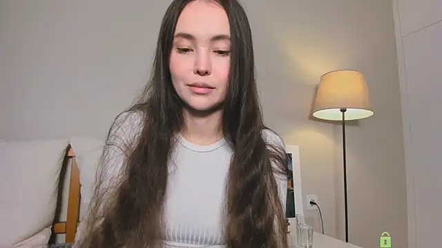 kittyphoria online show from 10-18-25, 06:58