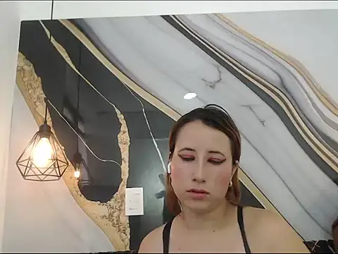 PilarArias online show from 01-14-26, 01:39